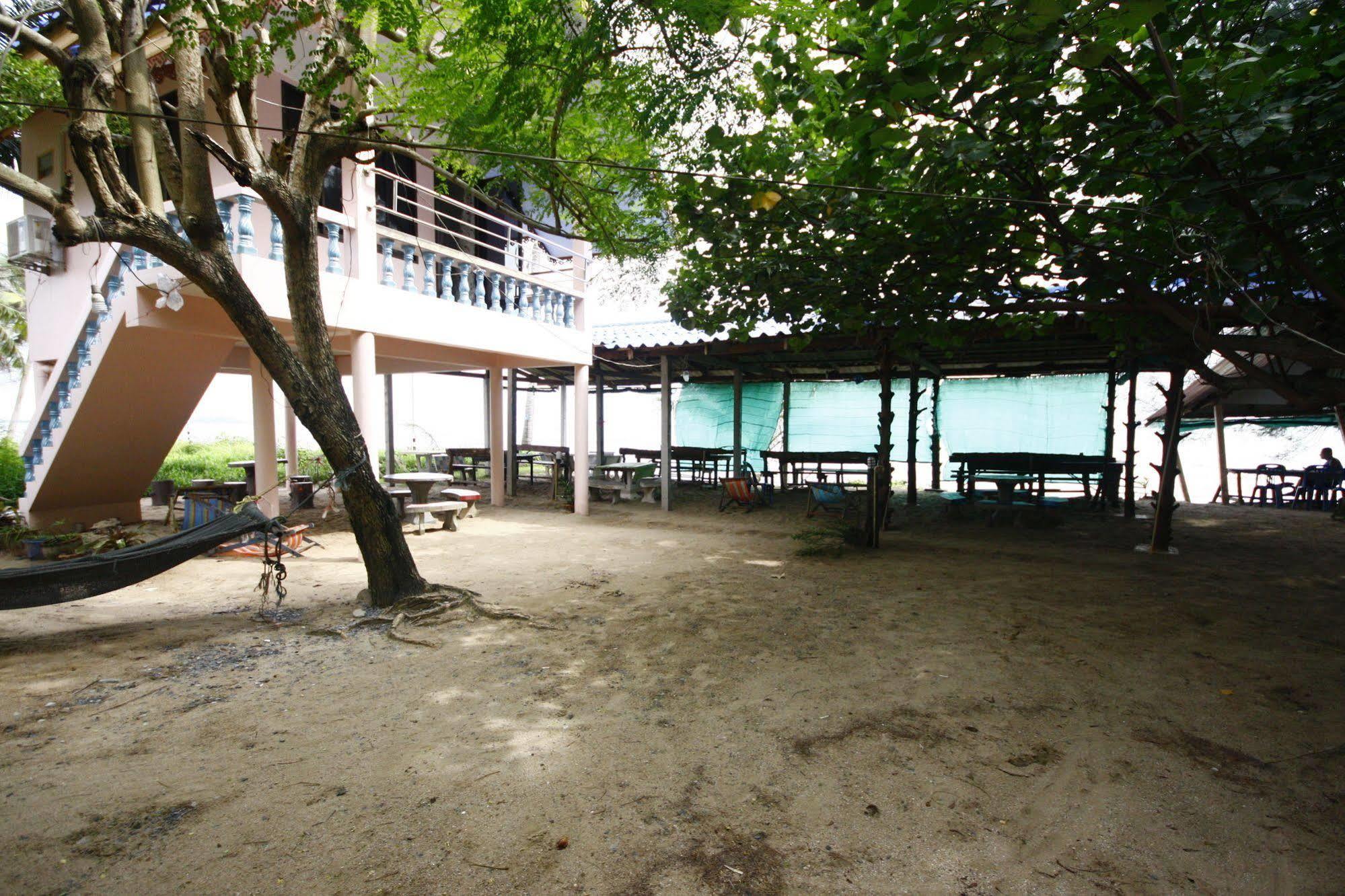 Chaiwat Resort Laem Sing Eksteriør billede